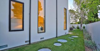 Bryant — view 16